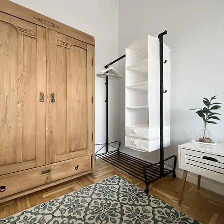 Bphomes Apartment
