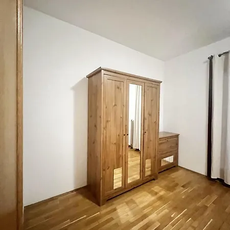 Apartment Bphomes