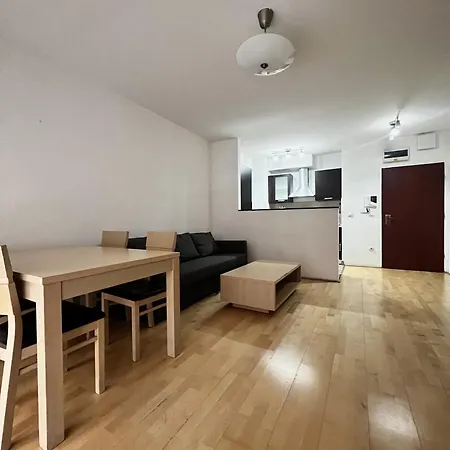 Apartment Bphomes