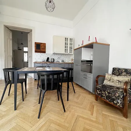 Bphomes Apartament *