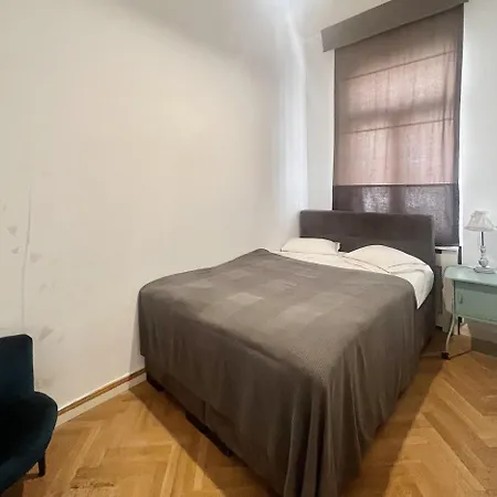 Apartament Bphomes